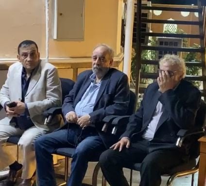 بحضور ياسر صادق.. بدء عزاء زوجة الفنان حسن العدل بمسجد آل رشدان